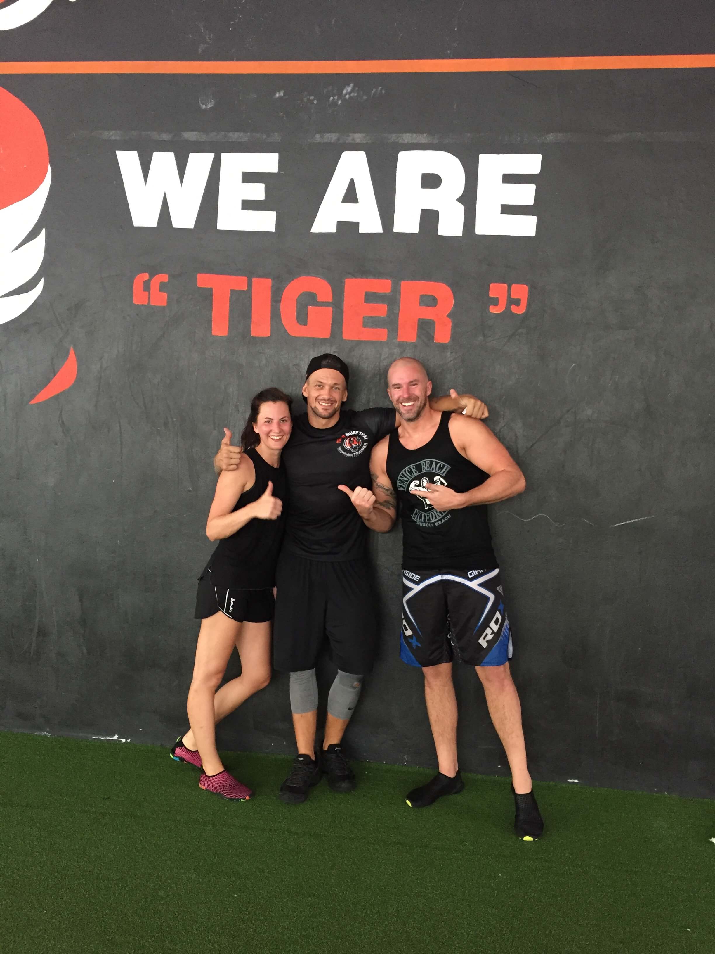 Unser Personal-Trainer Tom hat uns wirklich an unsere Grenzen gebracht...