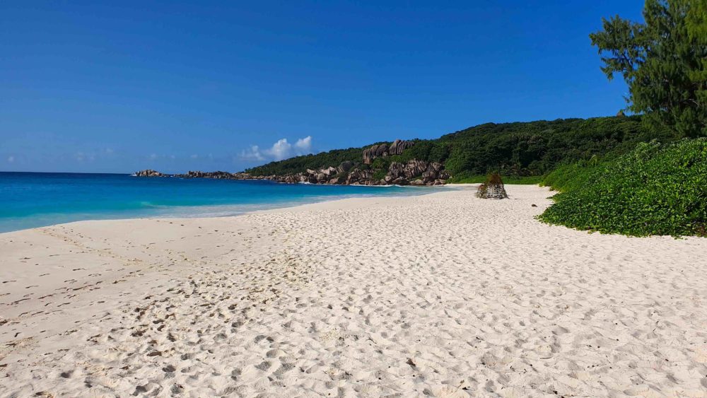 Meterlange Strand Grand Anse, La Digue